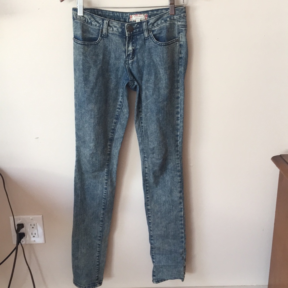 Dark Acid wash Jeans